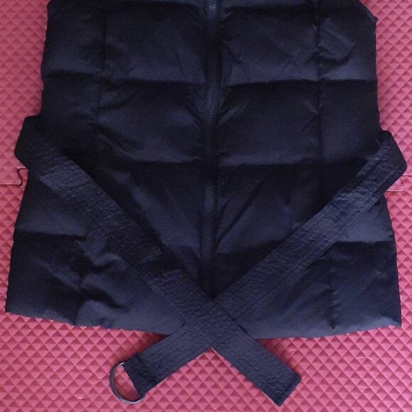 Soft shell down feather puffer vest with belt, NEW WITH TAG - Picture 2 of 4